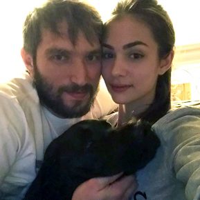Alexander, Anastasia e seu Labrador