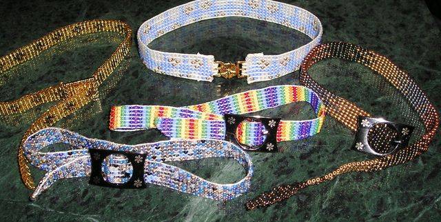 Coleiras decorativas para cães